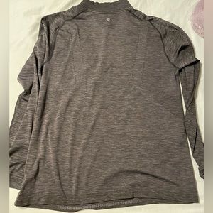 Long Sleeve Lululemon Shirt. Size: XL